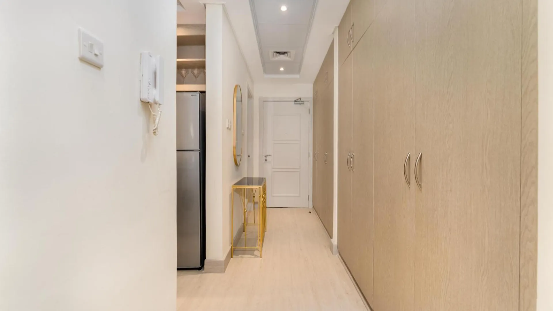 White Sage Incredible Studio Next To Metro Dubai